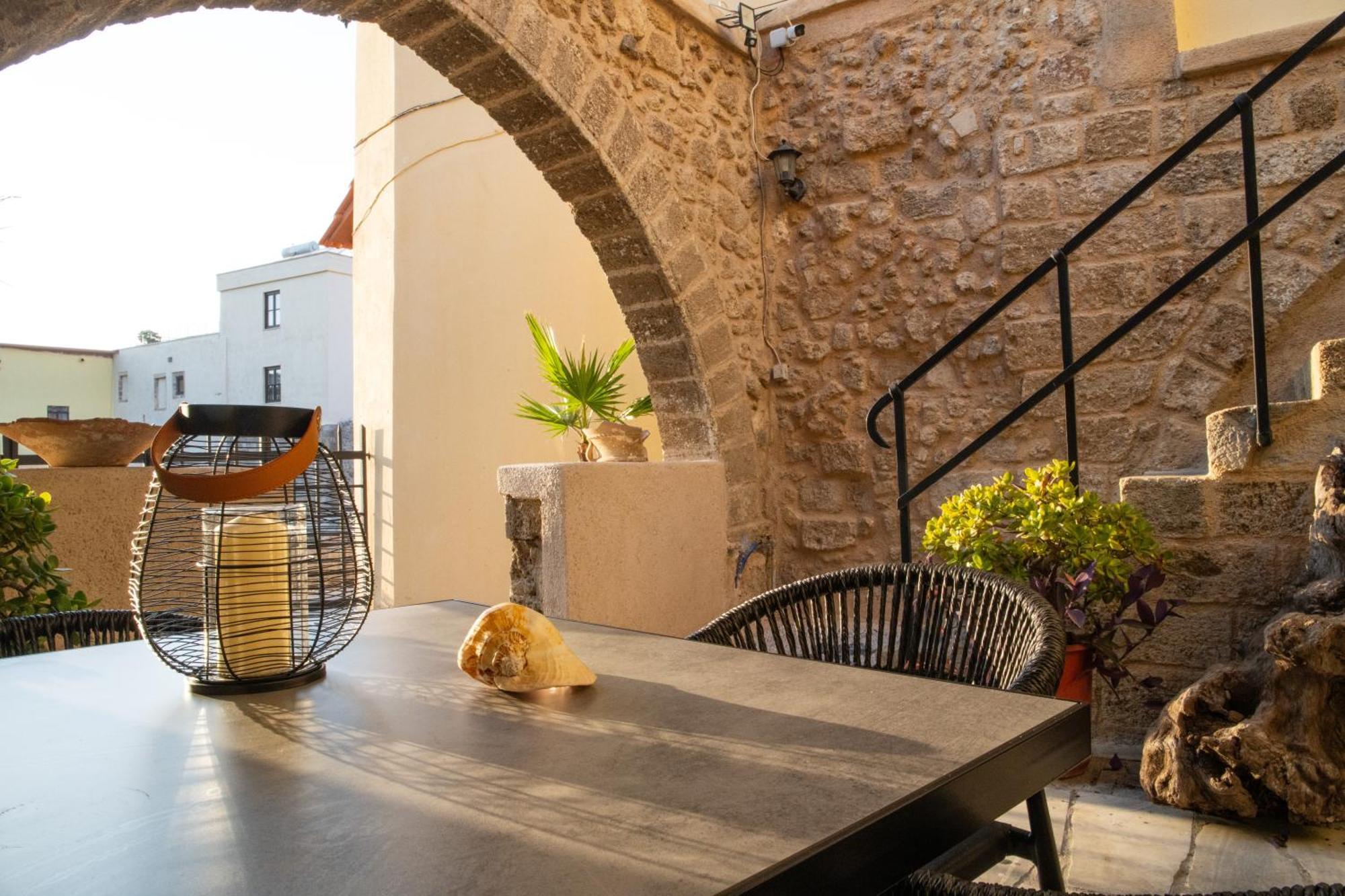 شقة The Old Town House Rhodes City المظهر الخارجي الصورة