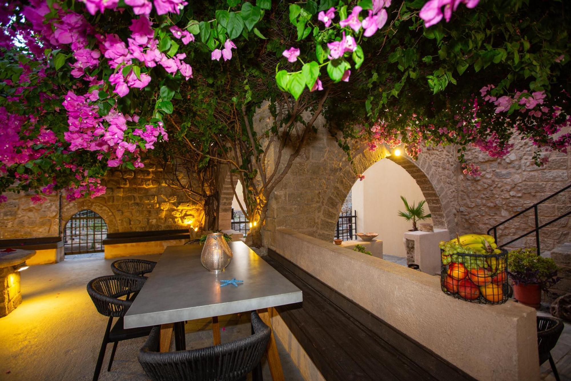 شقة The Old Town House Rhodes City المظهر الخارجي الصورة