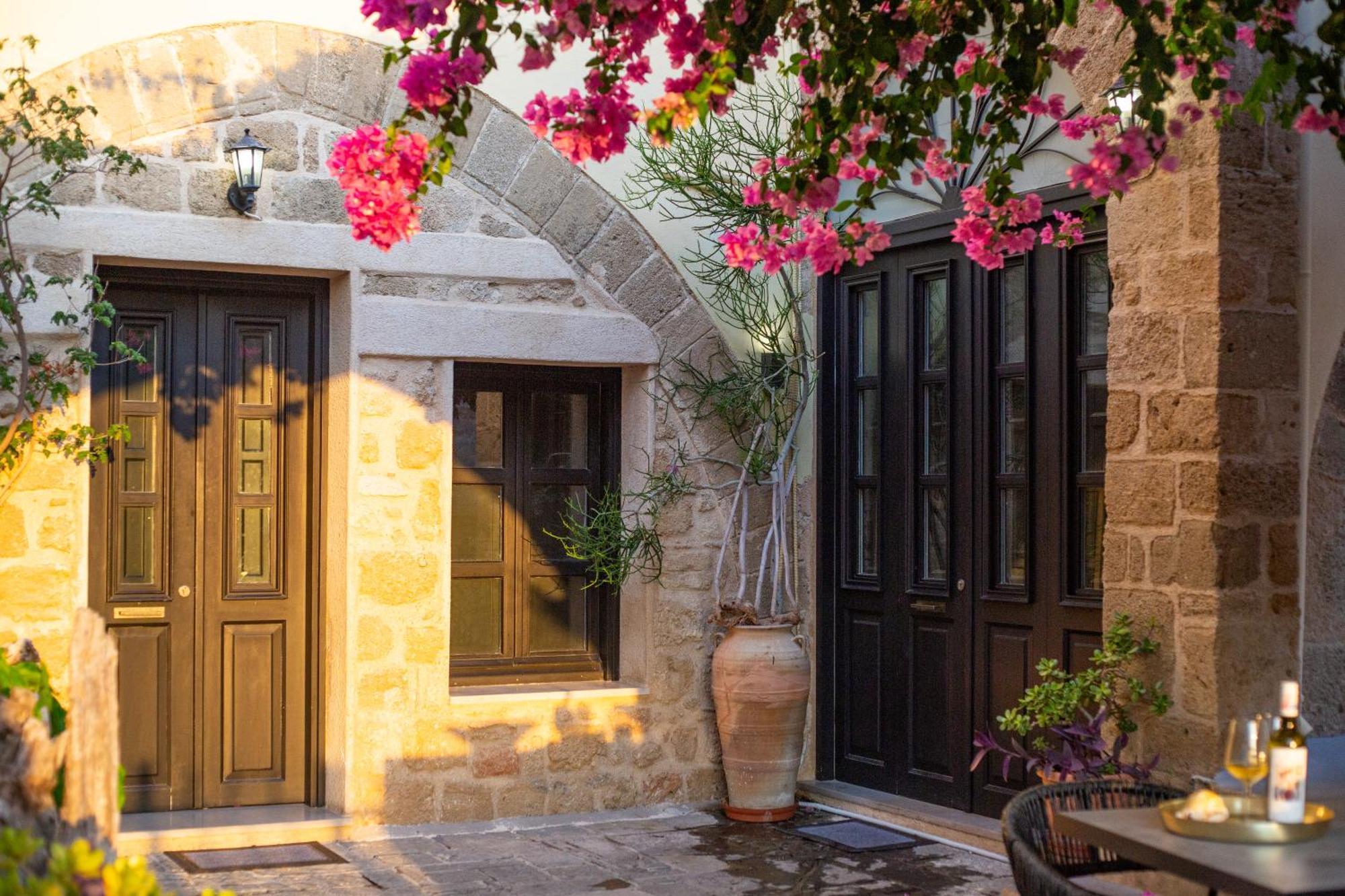 شقة The Old Town House Rhodes City المظهر الخارجي الصورة