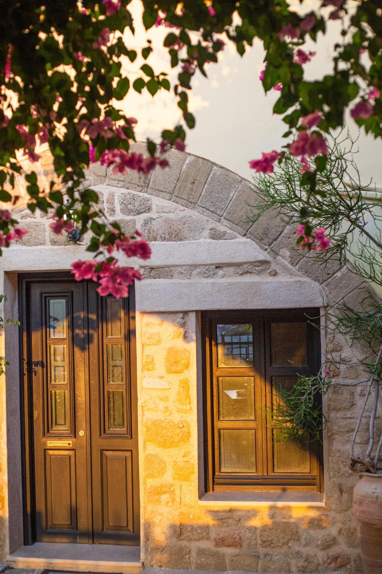 شقة The Old Town House Rhodes City المظهر الخارجي الصورة