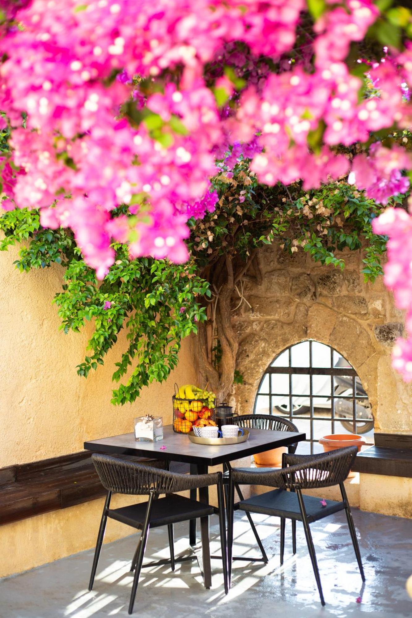 شقة The Old Town House Rhodes City المظهر الخارجي الصورة